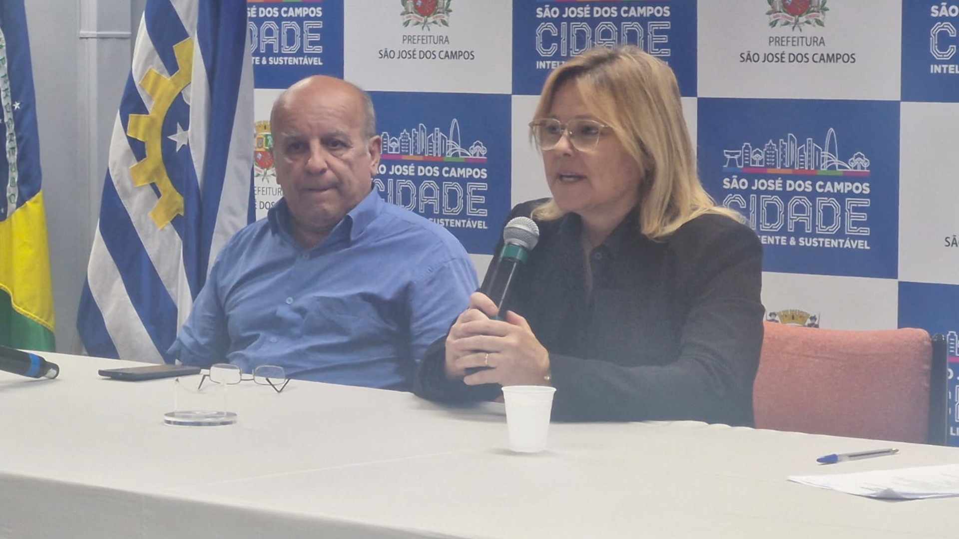 Presidente Ângela Aparecida Lemes de Paiva Fernandes, Vice-Presidente Juarez Domingues de Vasconcelos